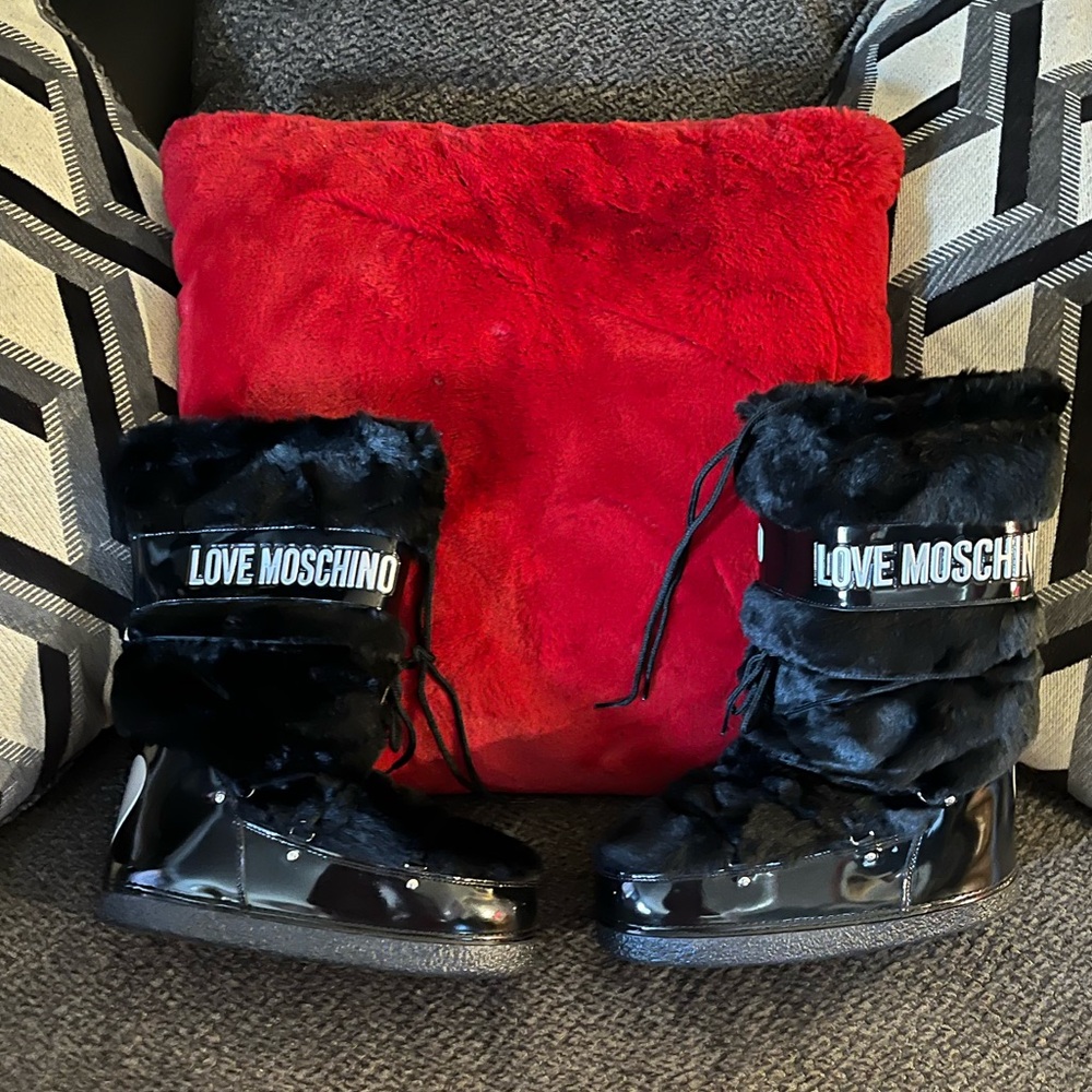 Love Moschino Black and White Kids Boots